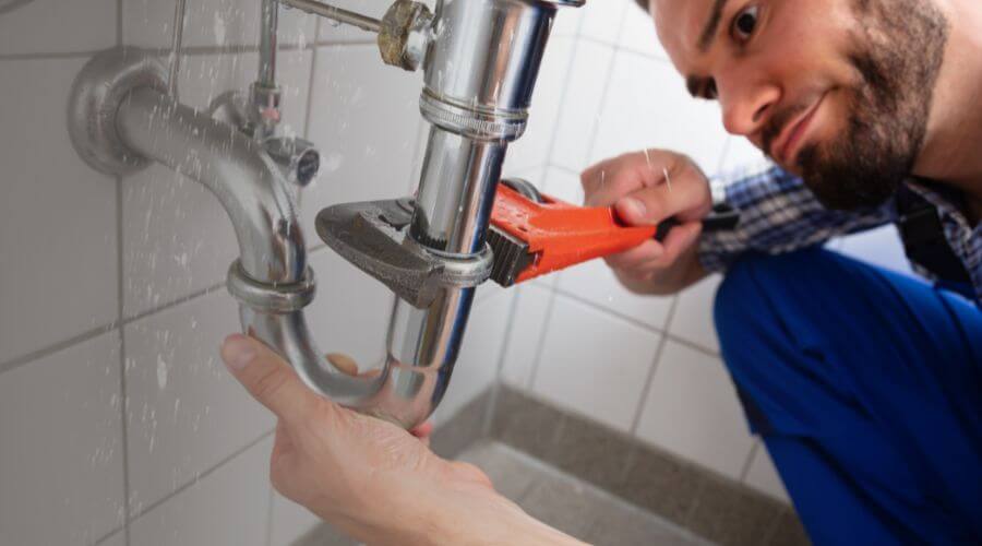 Professional same day plumber services in Swedesburg, IA